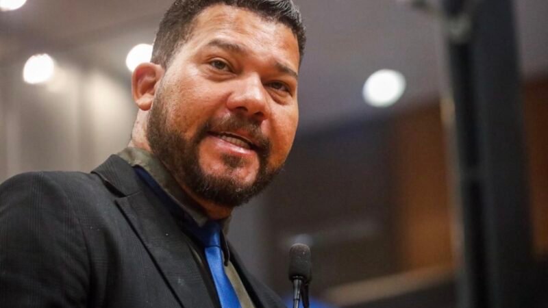 Deputado Abimael Santos cobra envio de água para Bonito e critica gestão da Compesa