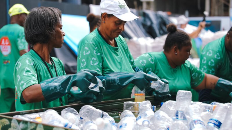 Projeto Meu Corre Decente valoriza trabalho de catadores no Carnaval da Bahia