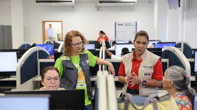 Saúde Bahia: Roberta Santana acompanha operação da Central de Regulação após seis UTIs aéreas e 1.029 casos solucionados em 24 horas