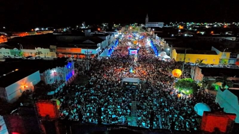 Carnaval de Belém do São Francisco bate recorde de público com shows de Edson Gomes e Márcia Felipe