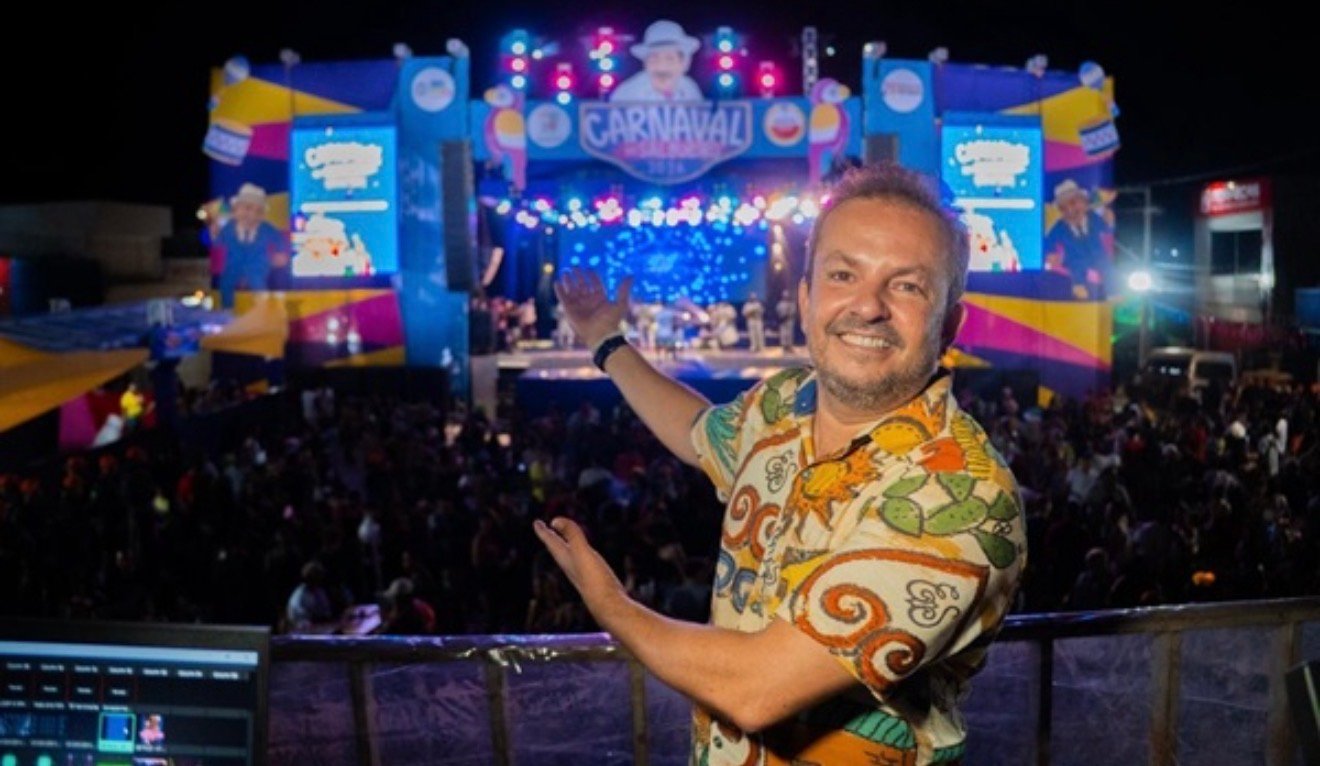 Shows de Adão Silva, Fabiana Santiago, Kevi Jonny e Patusco encerram Carnaval de Salgueiro