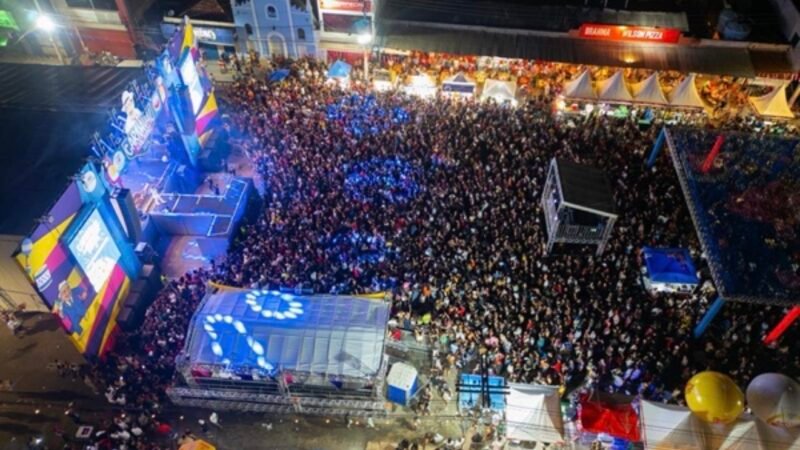 Carnaval de Salgueiro movimentou mais de R$ 13 milhões nos polos da folia, diz prefeito Fabinho Lisandro