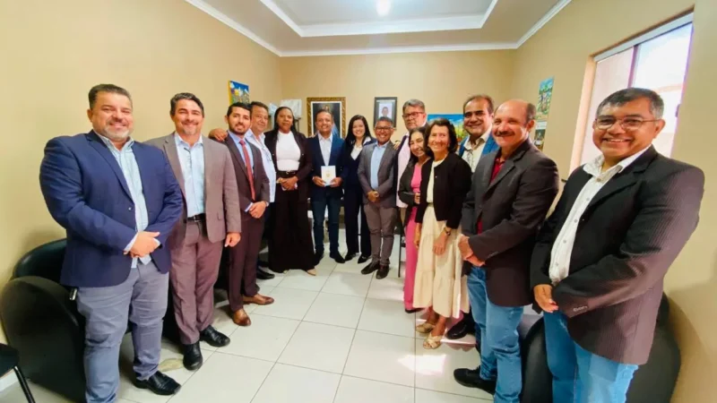 No sertão, presidente da UVP participa de sessão em Lagoa Grande e anuncia congresso estadual com presença de ministro