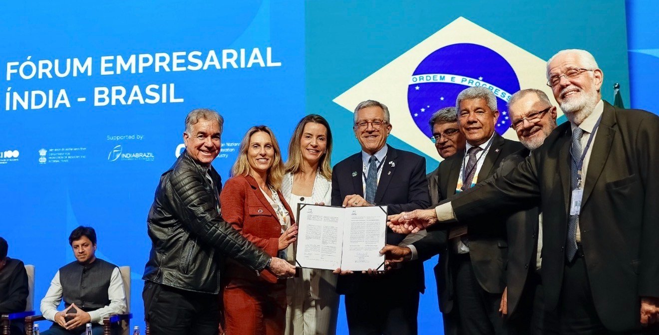 Jerônimo Rodrigues apresenta potencial da Bahia para empresários e autoridades no Fórum Índia-Brasil