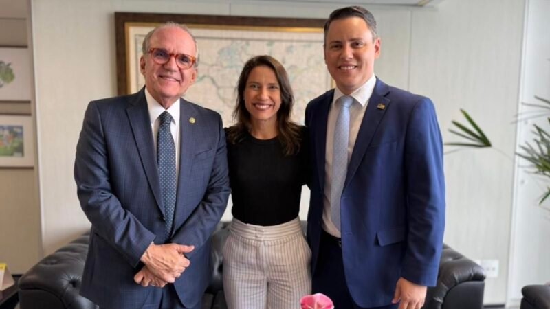 Prefeito Sérgio Colin cumpre agenda em Brasília ao lado da Governadora Raquel Lyra e do Senador Fernando Dueire