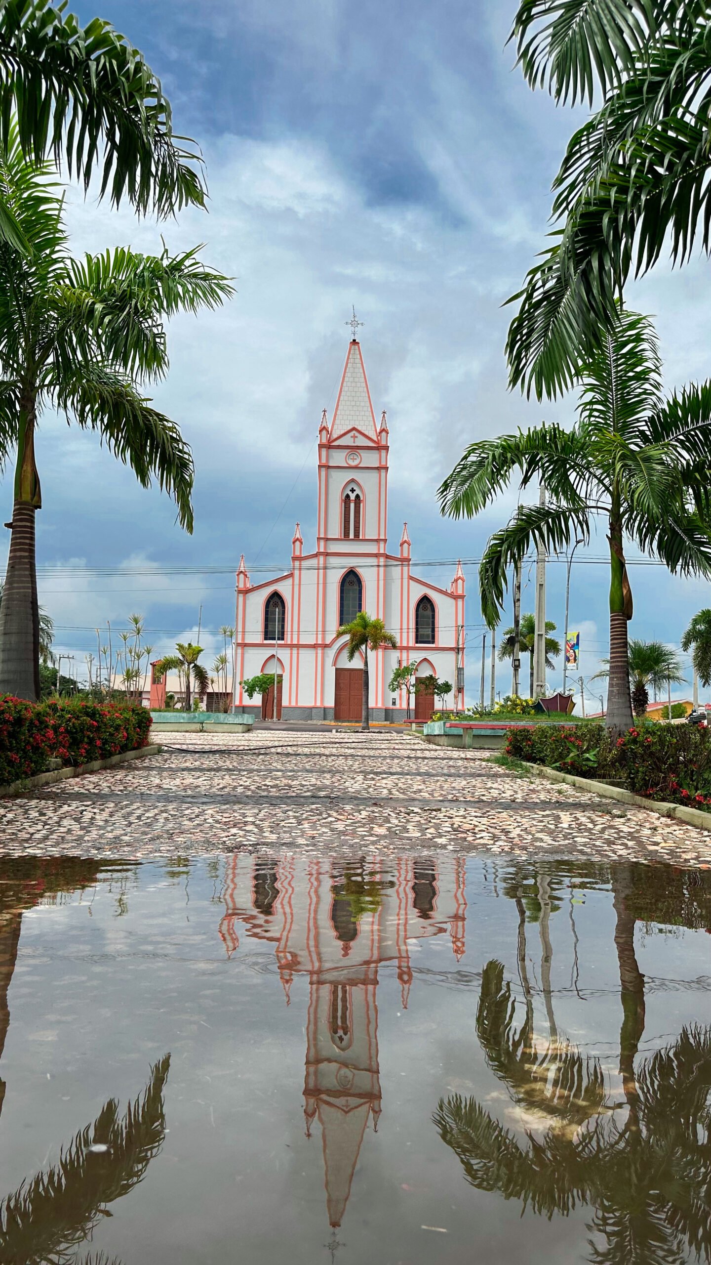 Chuva chega em Belém do São Francisco trazendo bençãos para a população