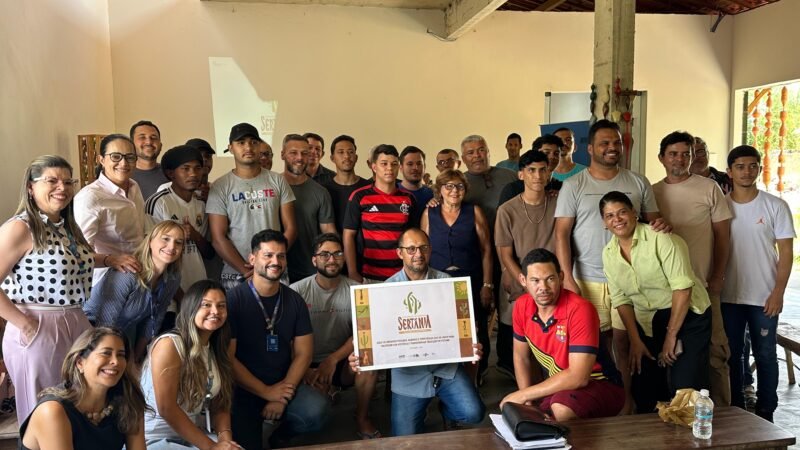 Sertânia avança no processo para obtenção da Identificação Geográfica do artesanato em madeira.