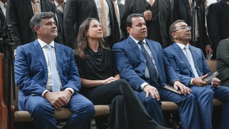 Ao lado da governadora Raquel Lyra e dos deputados Eduardo da Fonte e Adalto Santos, Edilson Tavares participa de mais uma edição da UMADESC em Santa Cruz do Capibaribe