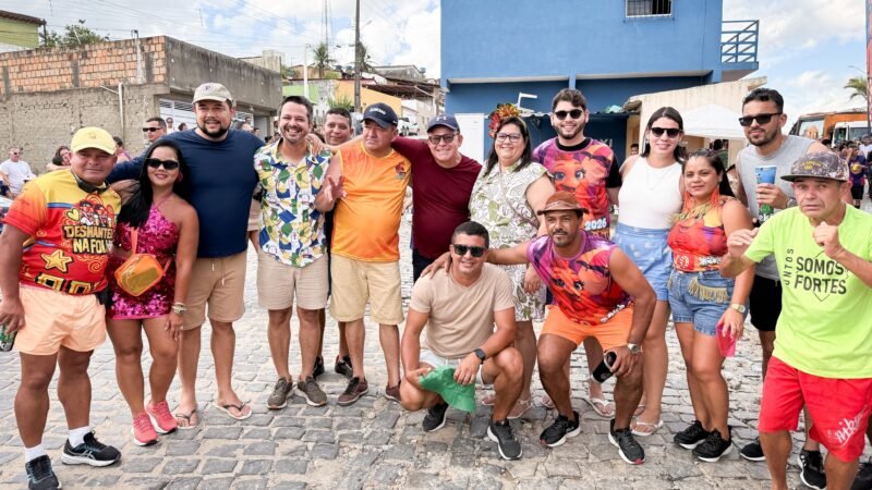 Bloco da Galinha supera expectativas e marca o Carnaval em Ribeirão