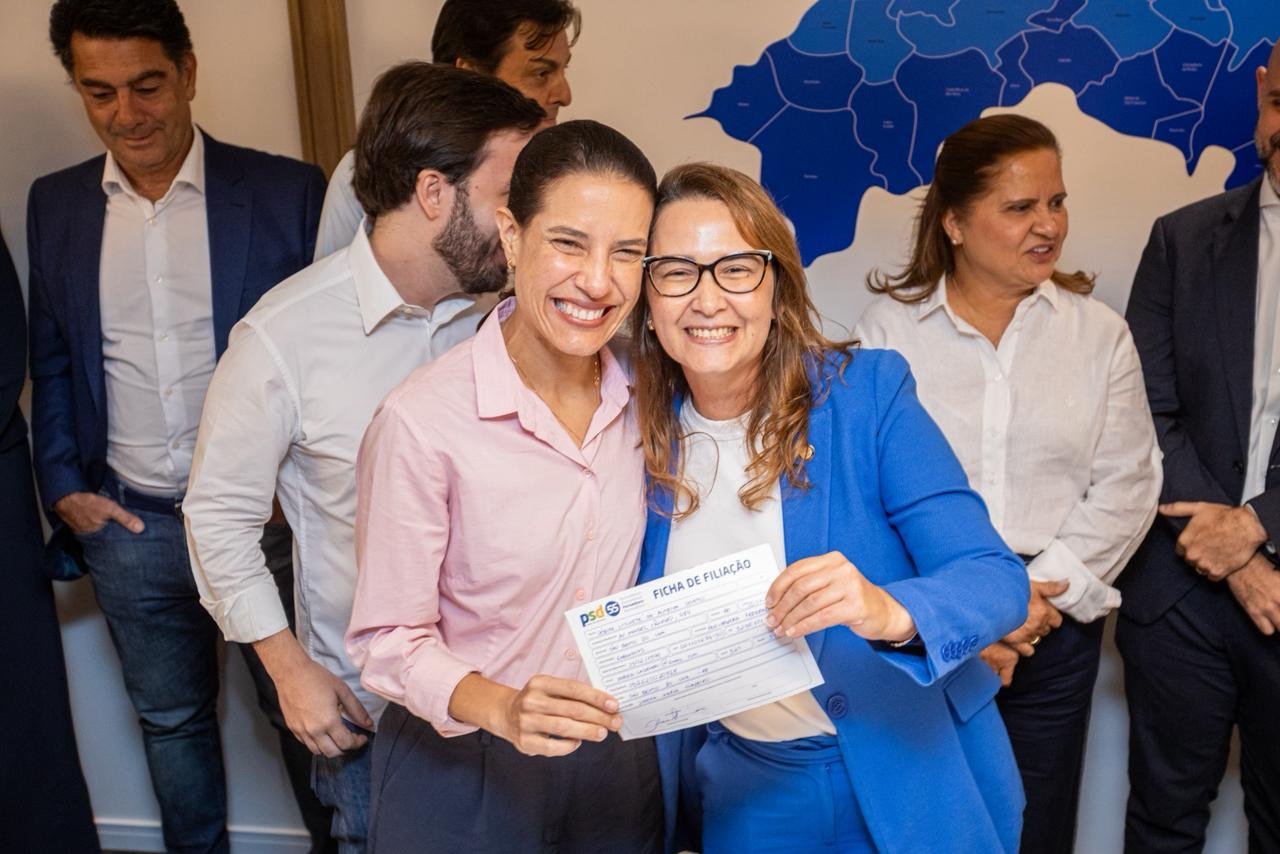 Fortalecimento governista: Débora Almeida ingressa no PSD em alinhamento com Raquel Lyra