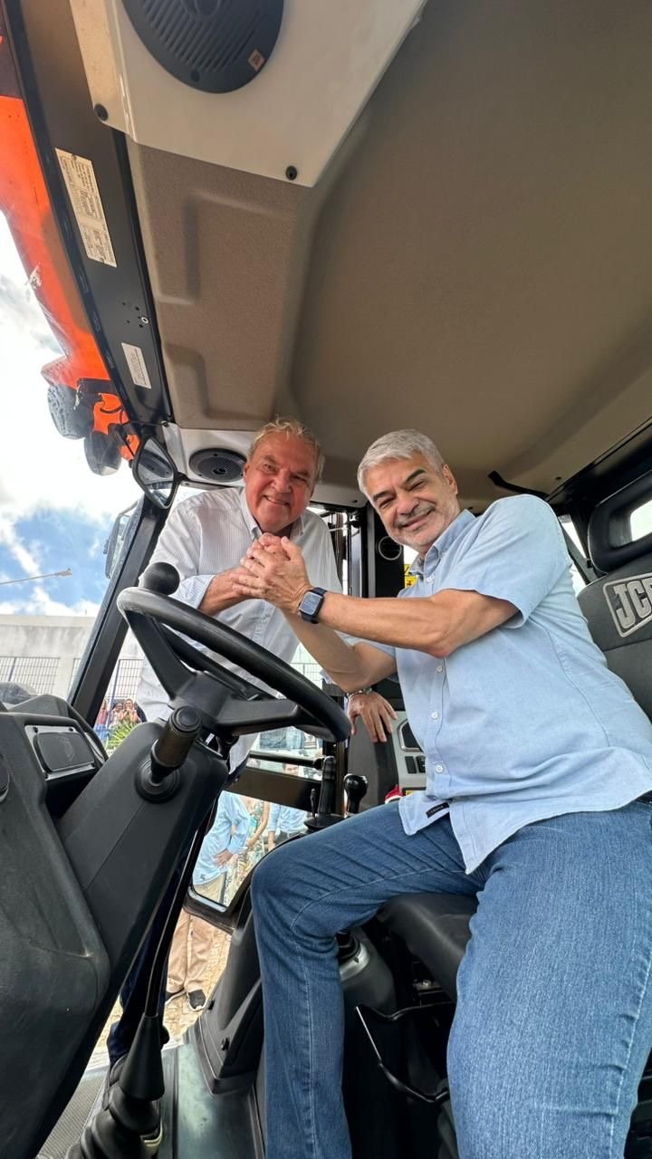 Em visita à Mata Norte, Humberto fortalece parcerias, presta contas do mandato e faz entregas à população