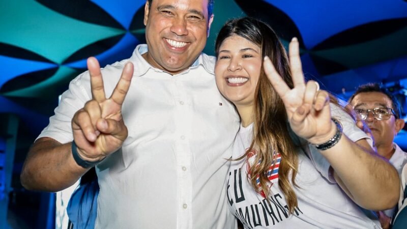 Thalita consolida aliança e garante dois deputados para o município