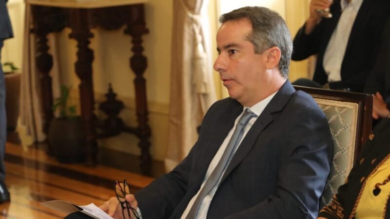 Parabéns a Marcelo Maranhão: homenagem marcada por carinho em Ribeirão