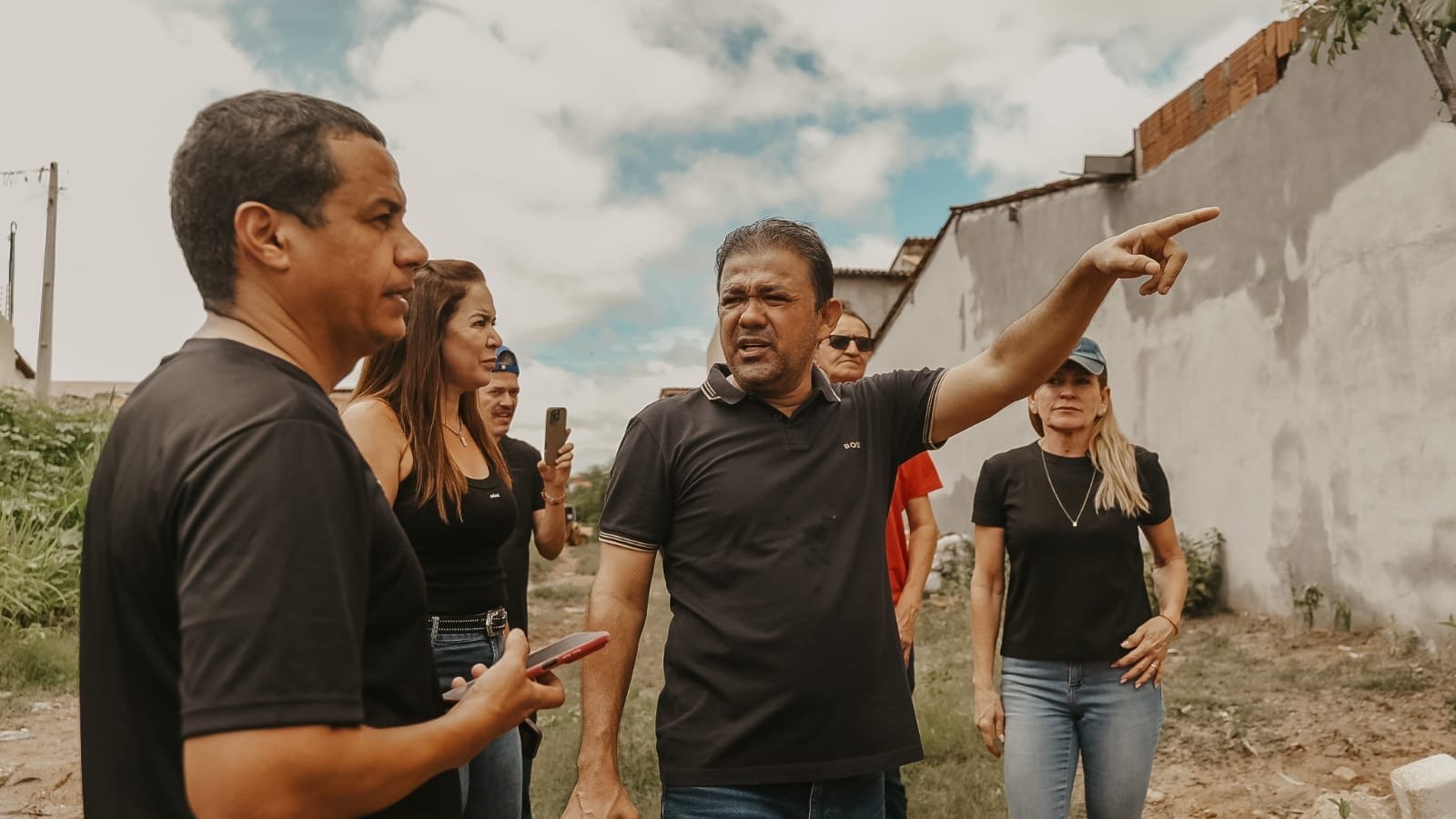 Prefeito acompanha ações emergenciais e coordena resposta às chuvas em Araripina