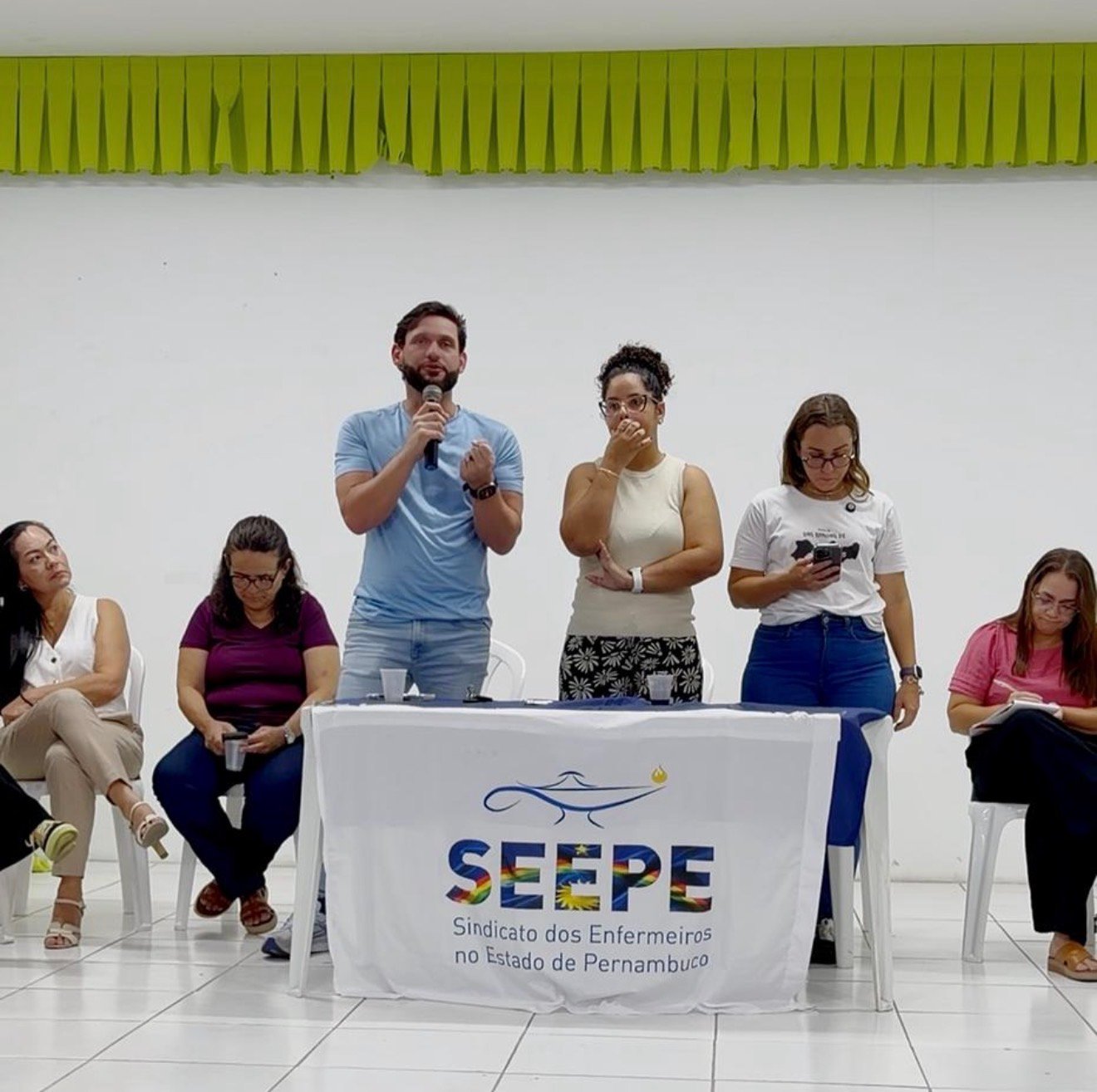 Deputado Gilmar Júnior e profissionais de Enfermagem articulam reajuste progressivo da categoria até 2028 no RecifeNa última terça-feira (11), categoria se reuniu para debater acréscimos na proposta de reajuste da Campanha Salarial 2026