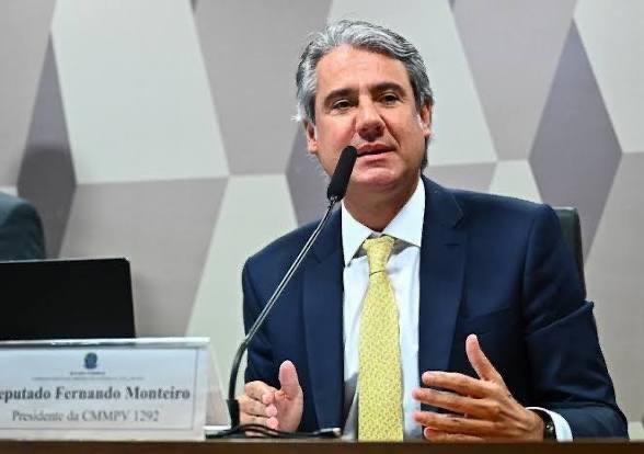 FERNANDO MONTEIRO AMPLIA BASE POLÍTICA EM PERNAMBUCO E DESPONTA COMO NOME FORTE PARA RENOVAR MANDATO NA CÂMARA FEDERAL