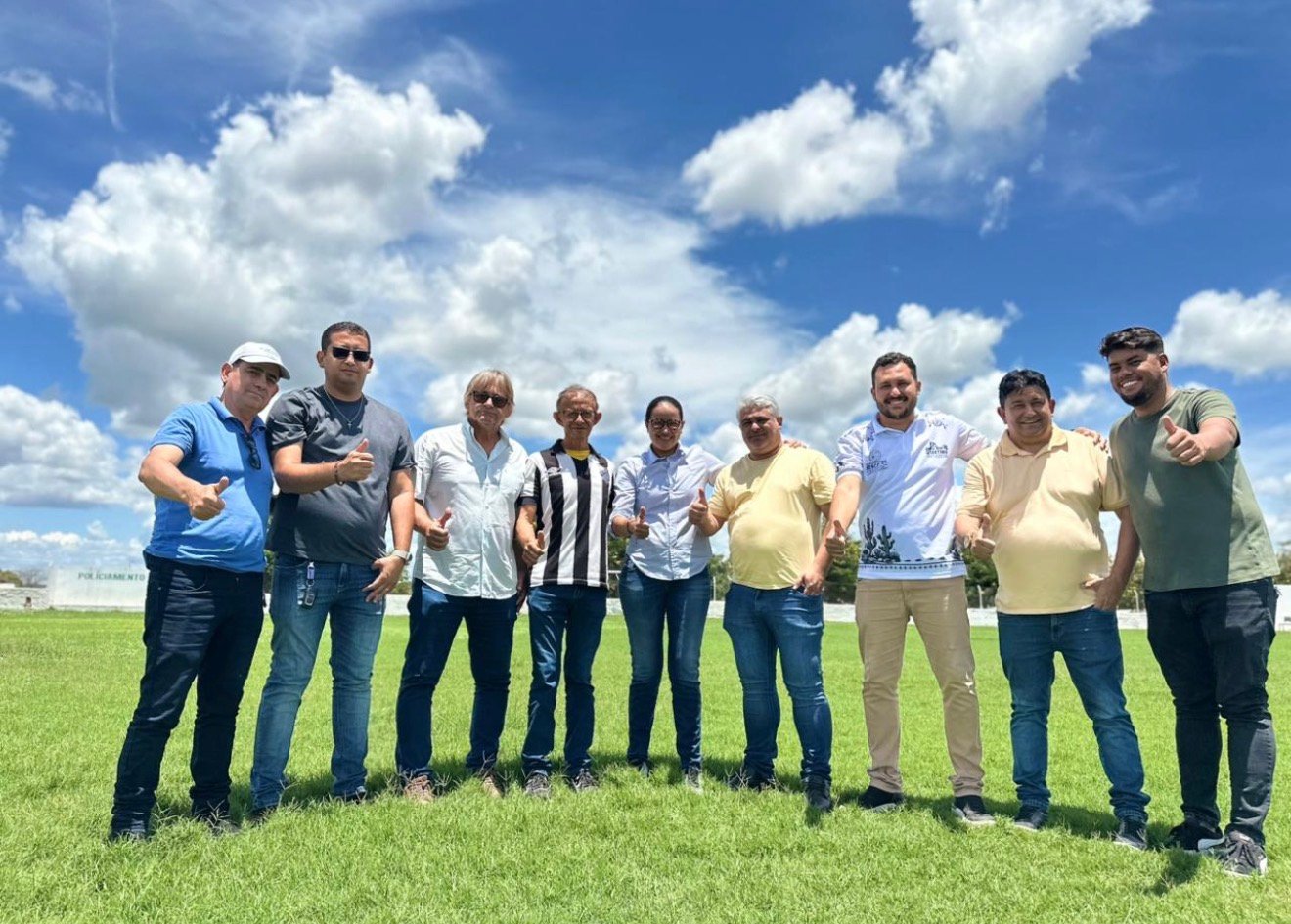 Prefeita Pollyanna Abreu inicia reparos emergenciais no Estádio Odilon Ferreira e autoriza projeto para reforma completa do equipamento