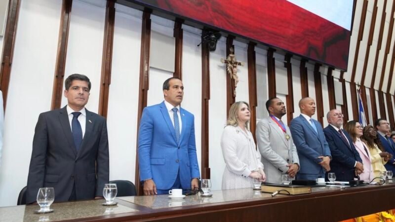 ACM Neto anuncia completa até a próxima semana