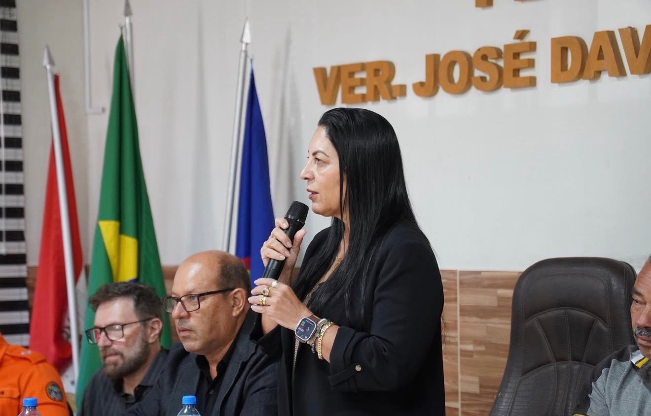Dra. Cátia dá primeiro passo para criação do Gabinete de Gestão Integrada e reforça segurança em Jataúba