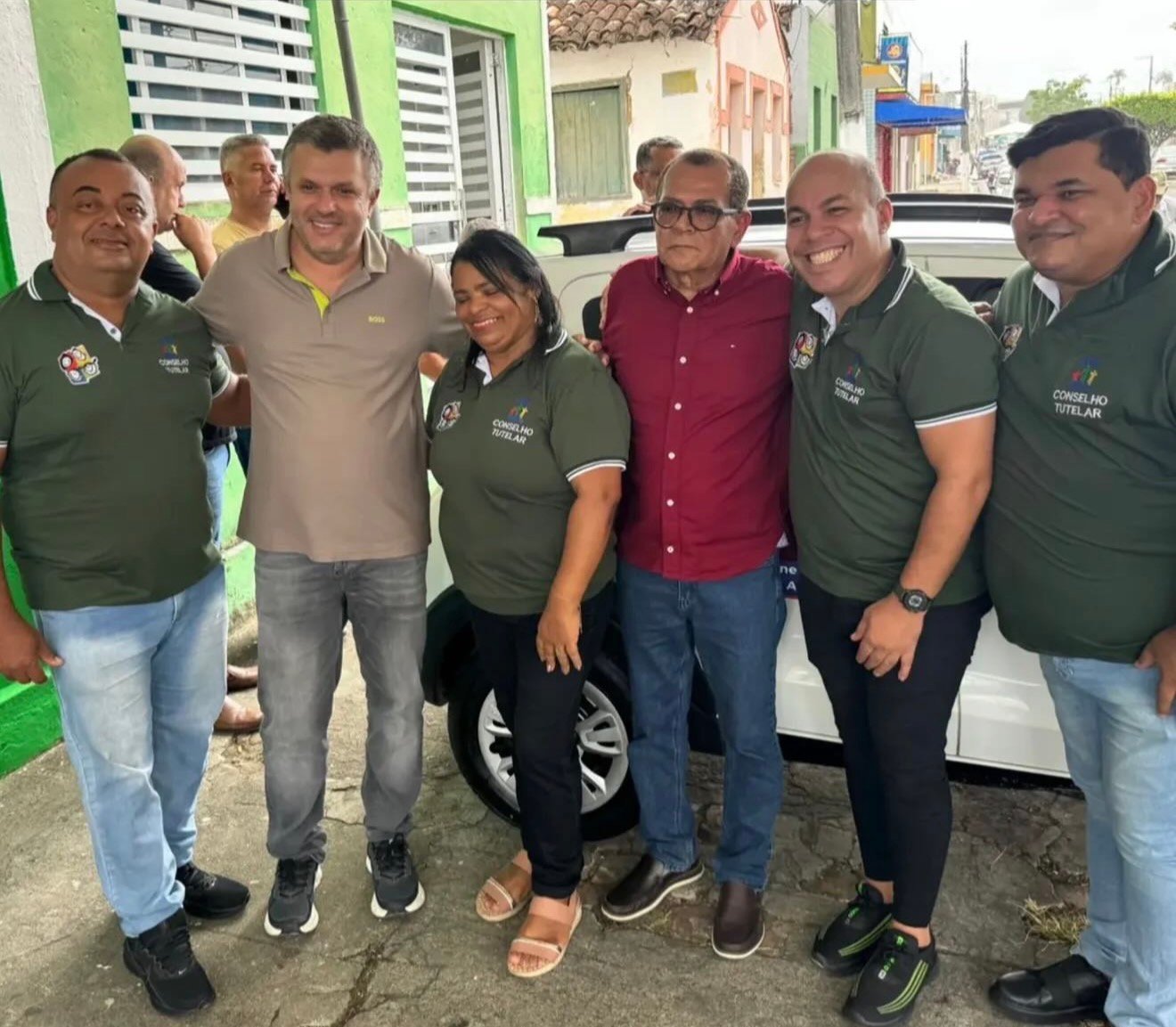 Prefeito Miruca se reúne com conselheiros tutelares de Água Preta e reforça união em defesa das crianças e adolescentes e entrega novo carro