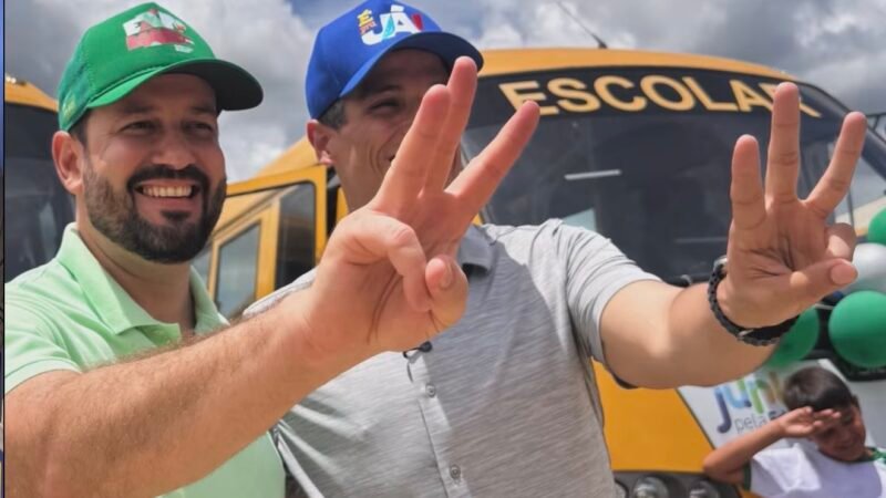 Através do deputado estadual Jarbas Filho em parceria com a governadora Raquel Lyra o município de Bodocó recebe 3 ônibus escolares para reforçar a frota na educação