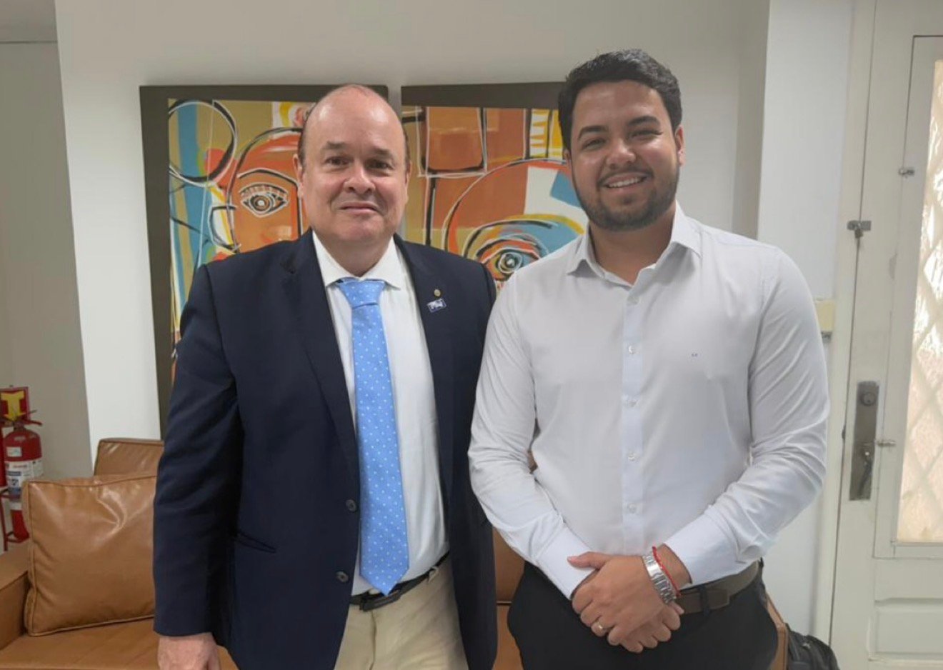 Prefeito Zé Elias assina acordo de cooperação técnica com a Jucepe para implantar a RedeSim em Calçado – PE