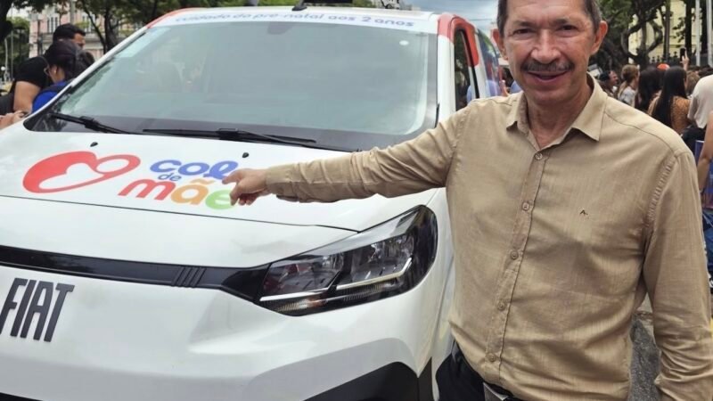 Raquel Lyra disponibiliza ambulância para a gestão do prefeito Elizinho em Carnaubeira da Penha por meio do novo Programa Colo de Mãe que vai atender gestantes do município