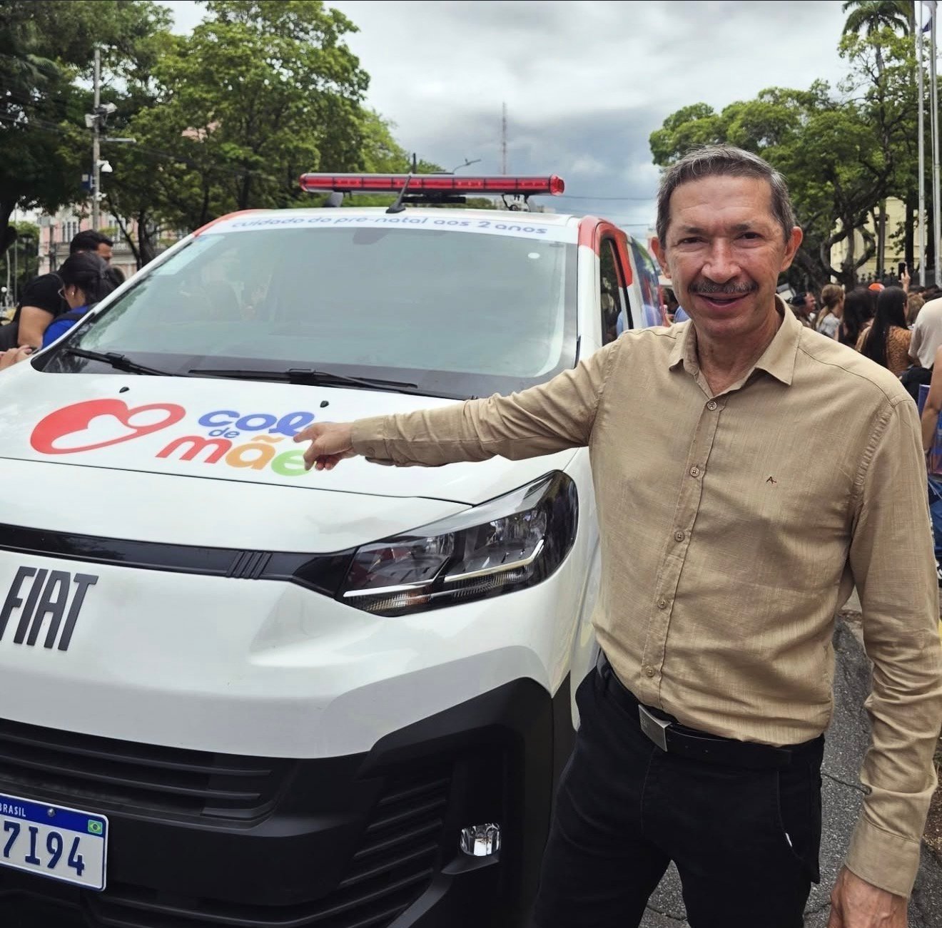 Raquel Lyra disponibiliza ambulância para a gestão do prefeito Elizinho em Carnaubeira da Penha por meio do novo Programa Colo de Mãe que vai atender gestantes do município