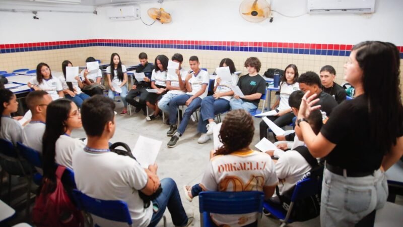 Governadora Raquel Lyra aumenta repasse do Programa Investe Escola para até R$ 300 milhões em 2026