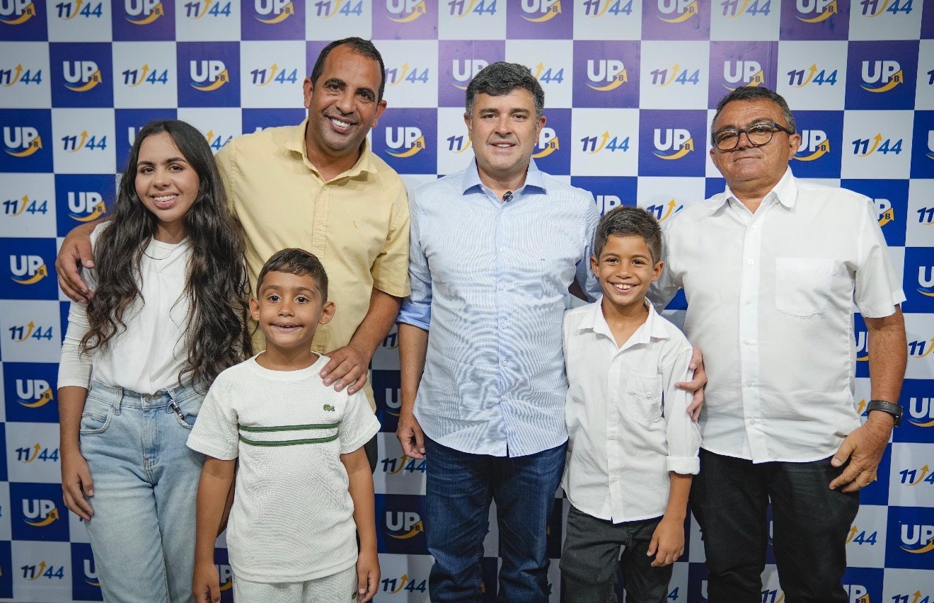 Federação União Progressista oficializa pré-candidatura de Carlinhos da Cohab a deputado federal