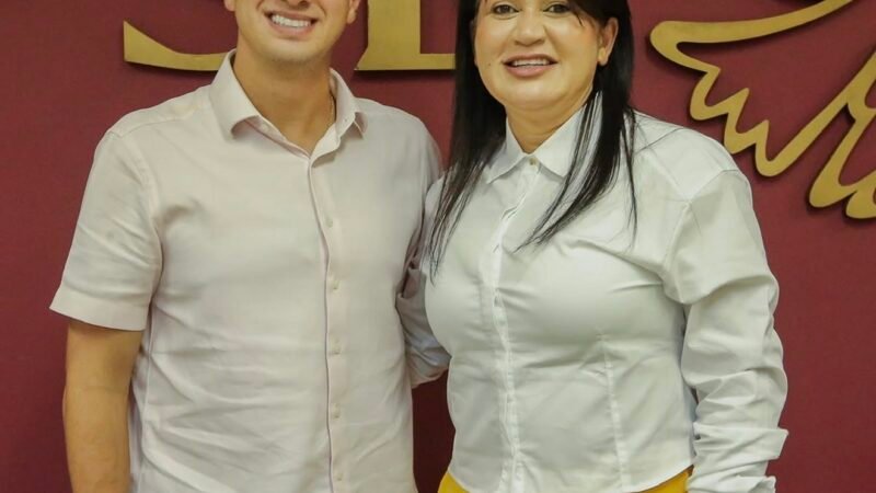 Eliane Soares se filia ao PSB e mira vaga na Câmara Federal