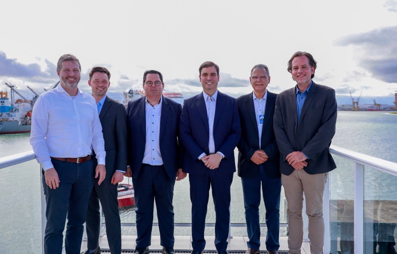 Suape recebe missão do segundo maior porto da Europa e avança na agenda internacional