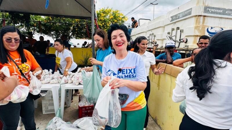 Prefeita de Floresta Rorró Maniçoba realiza entrega de peixes da Semana Santa e beneficia mais de mil famílias em Floresta