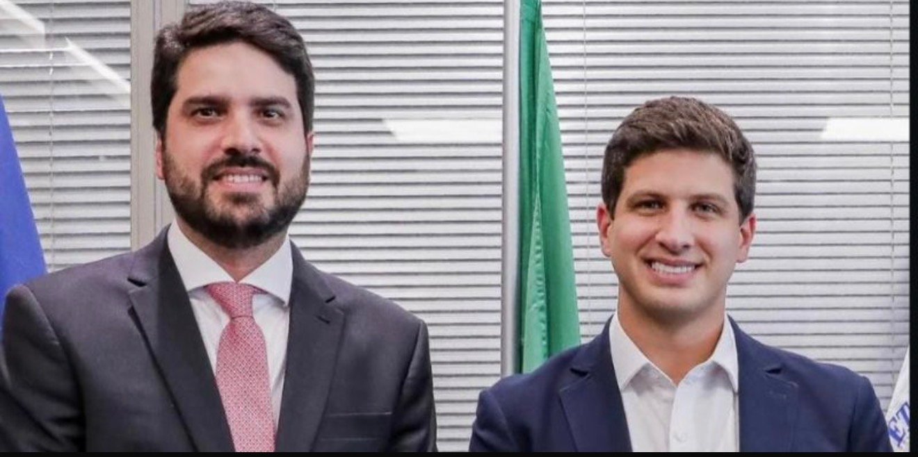 Deputada Débora Almeida Cobra Transparência em Concurso Público do Recife