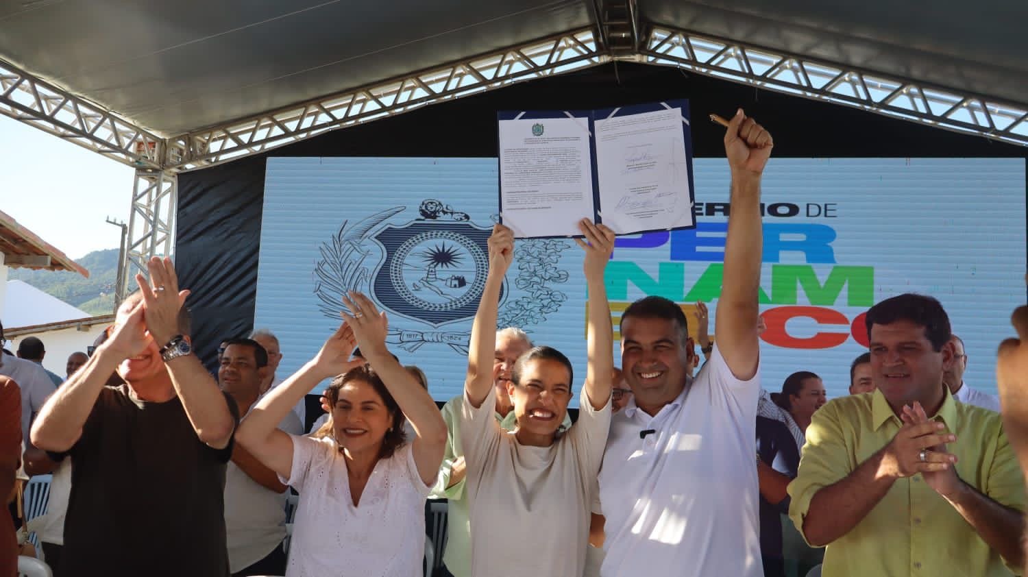 Prefeito Eder Waltter agradece investimentos do Governo do Estado em Vicência