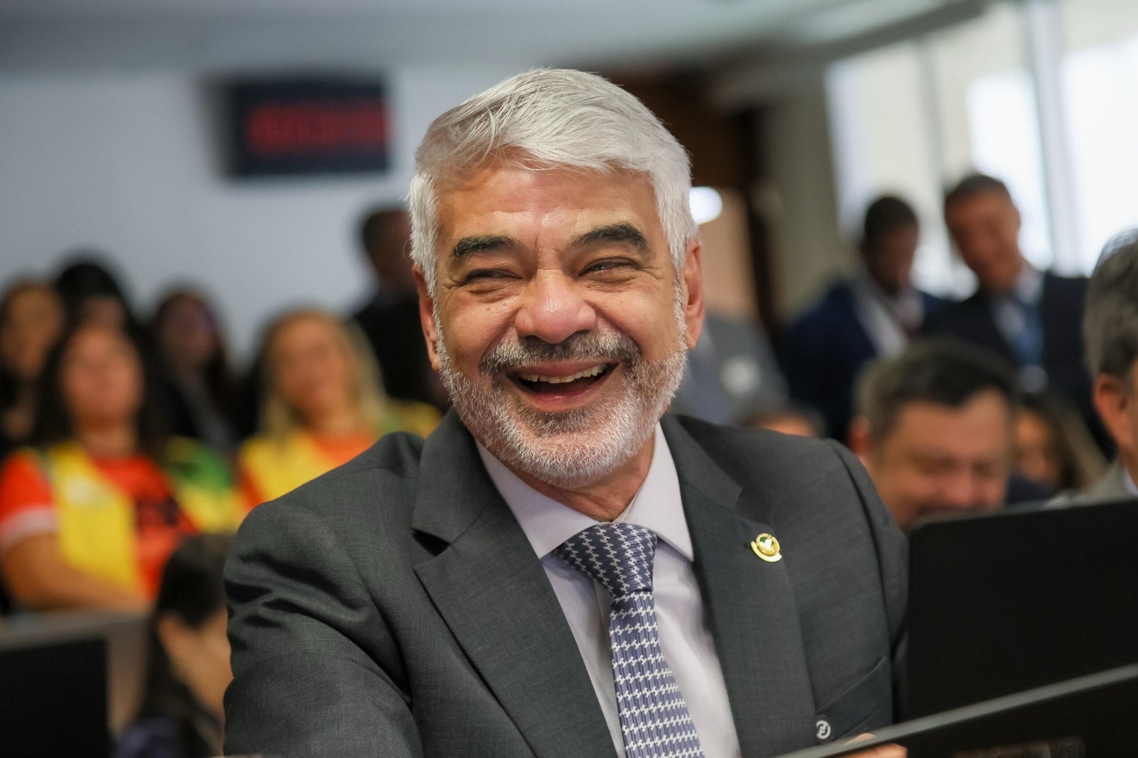 Humberto intensifica entregas no interior e visita nove municípios