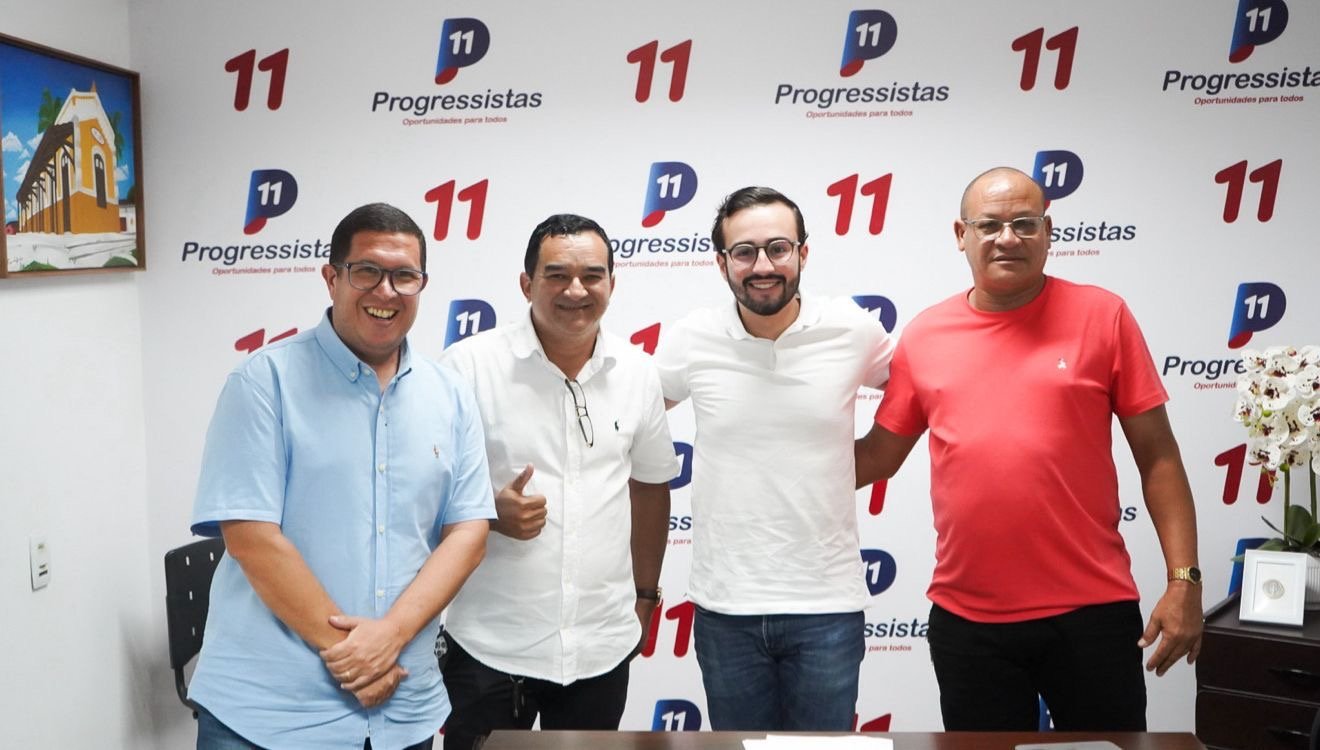 Lula da Fonte recebe o apoio dos vereadores Zé Amaro, Henrique Meketrefe e Márcio da Água, de Escada