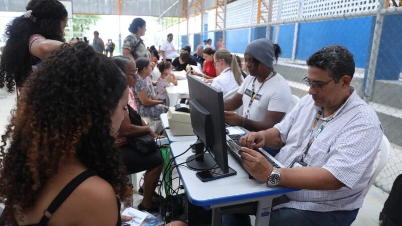 Mini Caravana Jaboatão da Gente oferta serviços de cidadania aos moradores da UR-11