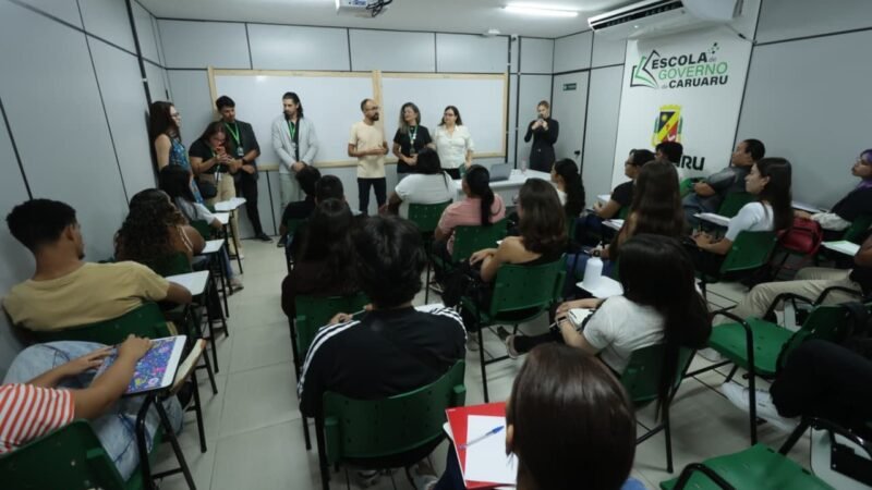 Prefeitura de Caruaru realiza aula inaugural do programa Juventude Profissionaliza +
