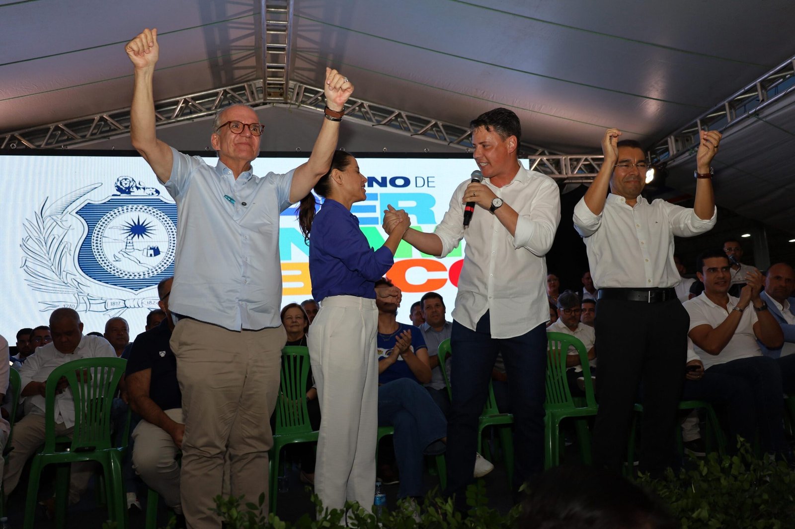Comitiva de Toritama, liderada por Sérgio Colin e Edilson Tavares, prestigia inauguração da BR-104 ao lado da governadora Raquel Lyra