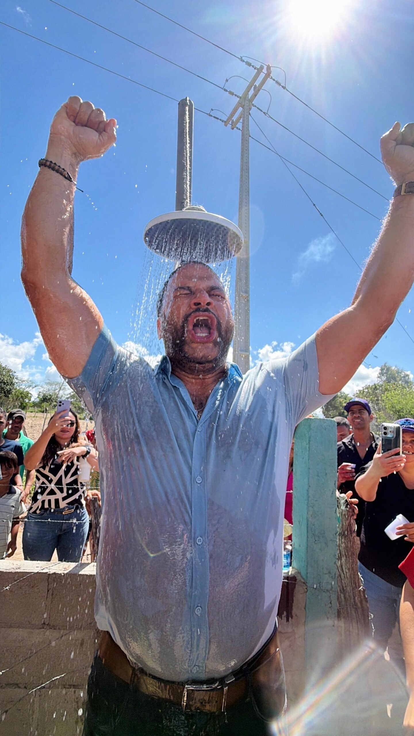 Prefeito de Bom Conselho celebra chegada da água às comunidades rurais com a Adutora do Cinturão Verde