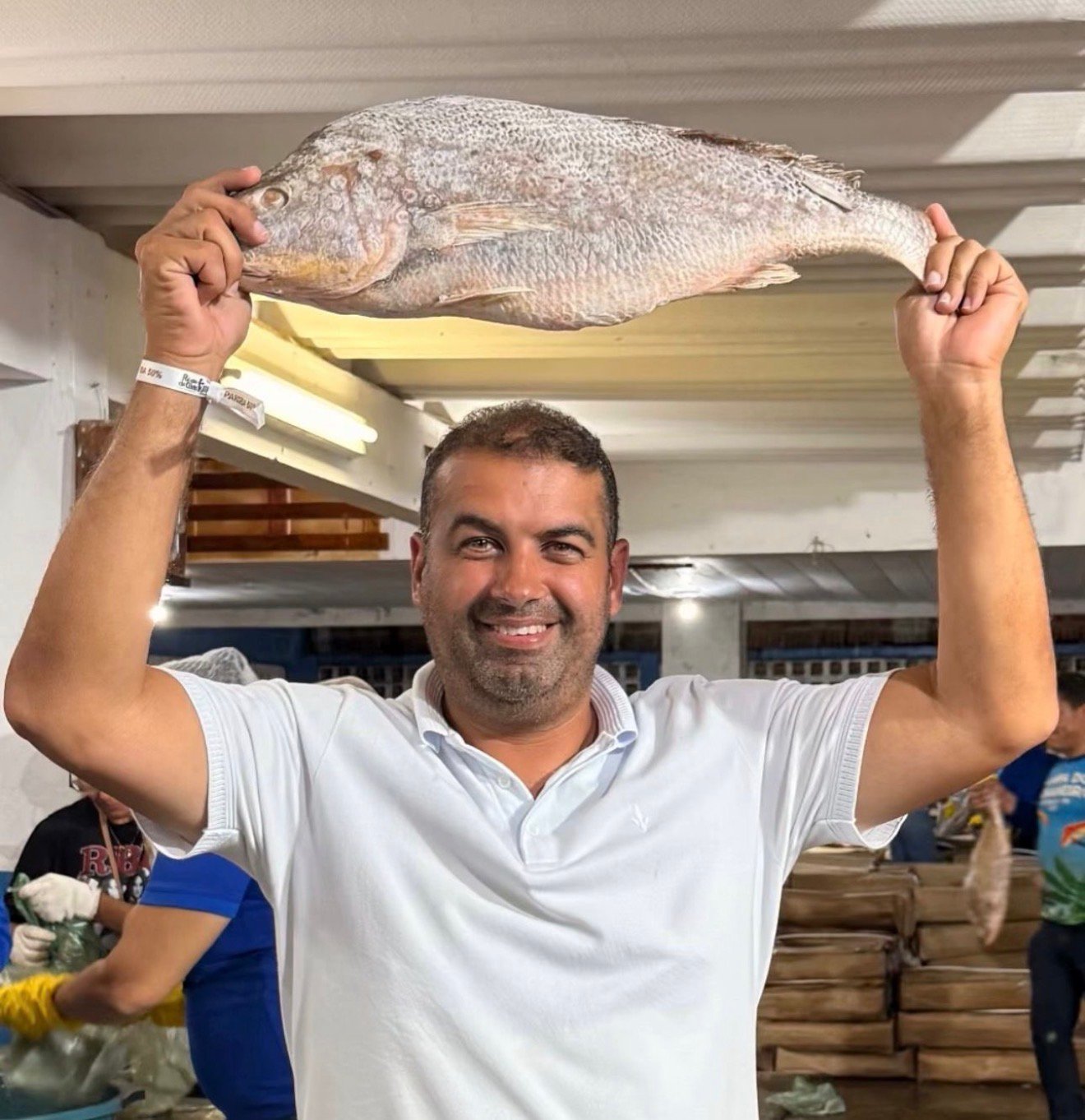 Prefeitura de Vicência distribui cerca de 20 toneladas de peixe na Semana Santa