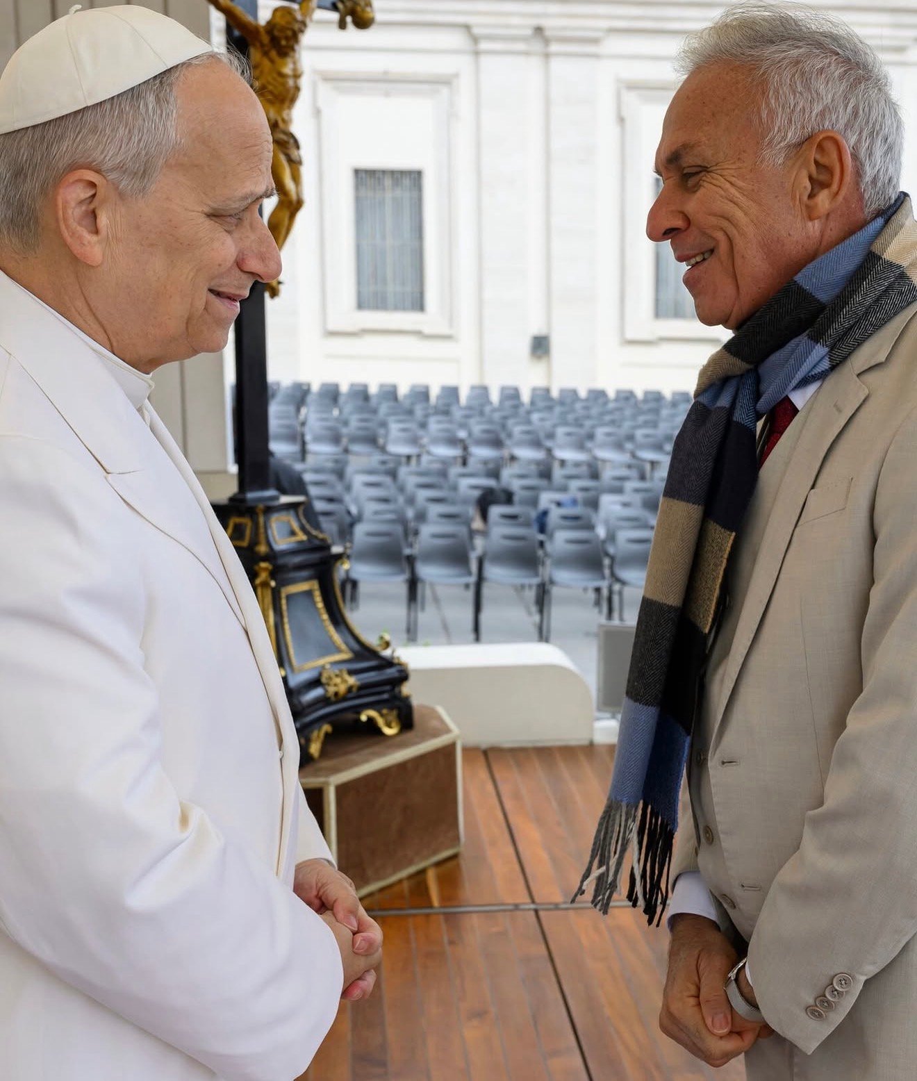 Prefeito Paulo Roberto participa de audiência com o Papa no Vaticano