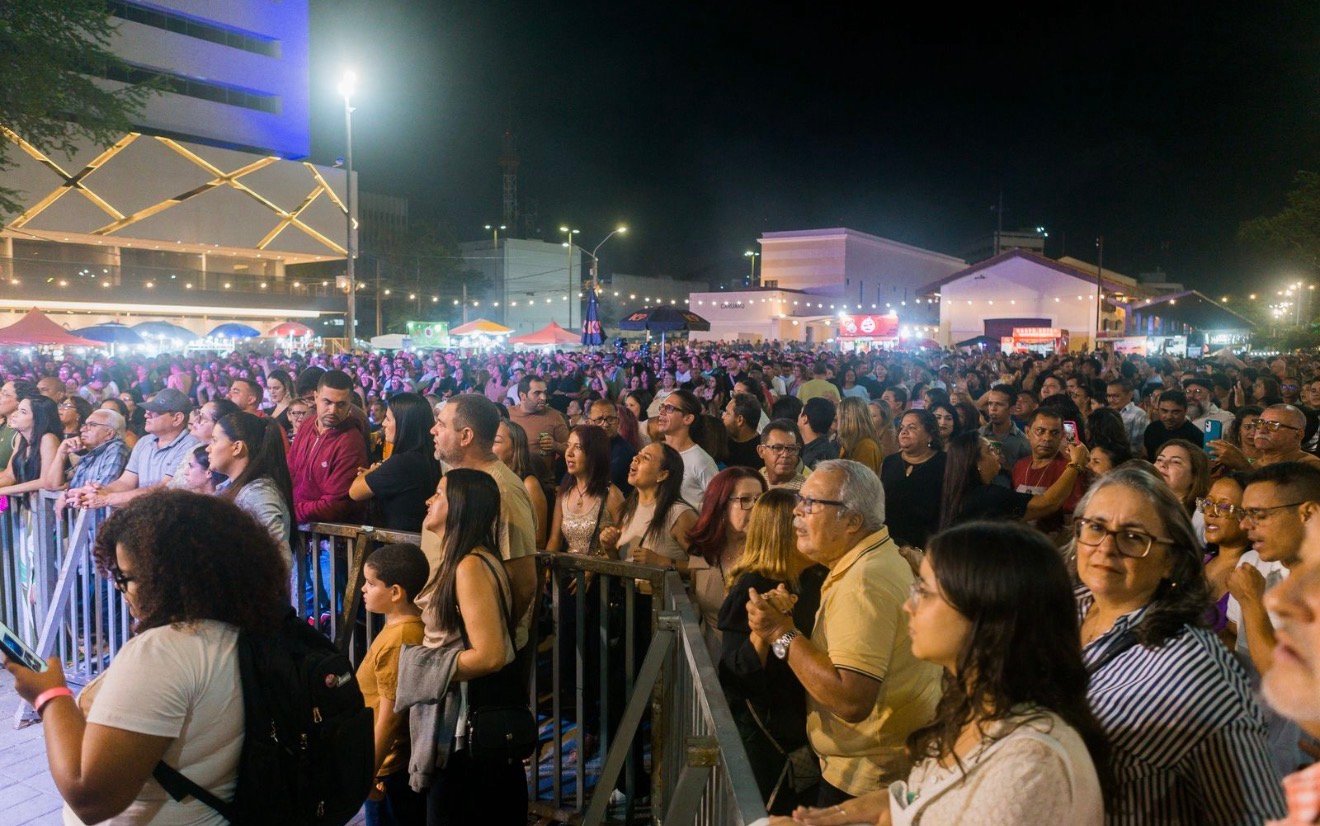 Sábado do “Caruaru Lugar Sagrado” encanta público com clássicos do forró e das serestasA noite foi marcada por nostalgia e clima de expectativa para a abertura do São João
