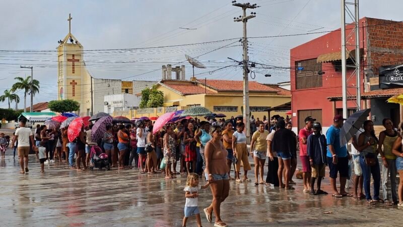 Prefeitura realiza distribuição de 4 toneladas de peixes e beneficia mais de 2 mil famílias em Orocó