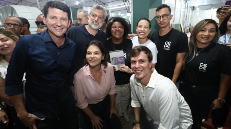 No Circuito Literário em Petrolina, governadora Raquel Lyra autoriza pagamento do PIX Tênis e obras de duas creches