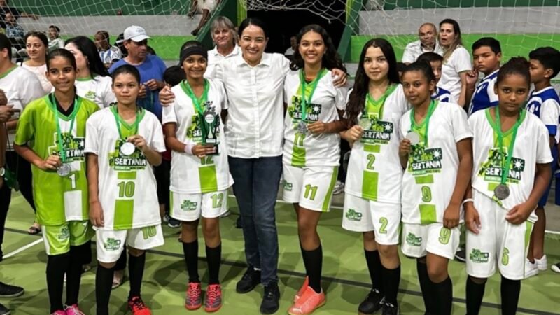Sertânia abre Jogos Escolares 2026 com homenagem ao atleta Felipe Quaresma