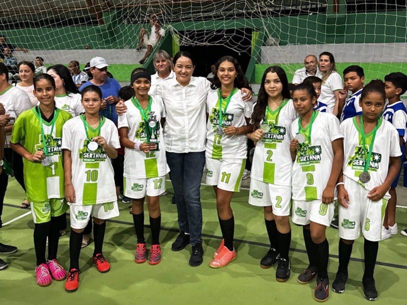 Sertânia abre Jogos Escolares 2026 com homenagem ao atleta Felipe Quaresma