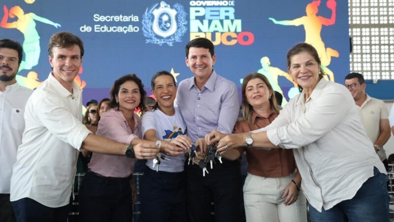 Governadora Raquel Lyra assina contrato da concessão do saneamento do Sertão e entrega novo Centro Interesportivo Educacional