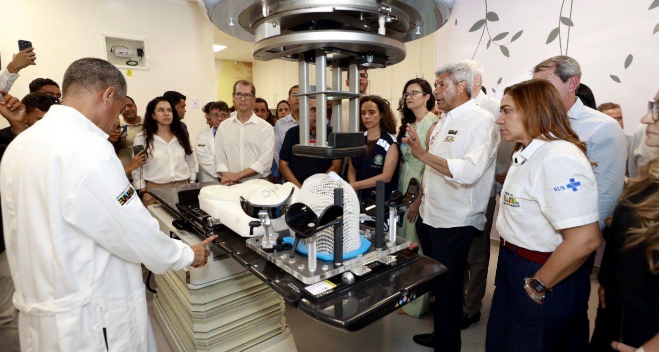 Governo da Bahia entrega serviço de radioterapia e consolida Hospital Estadual Costa das Baleias como referência oncológica no Extremo Sul